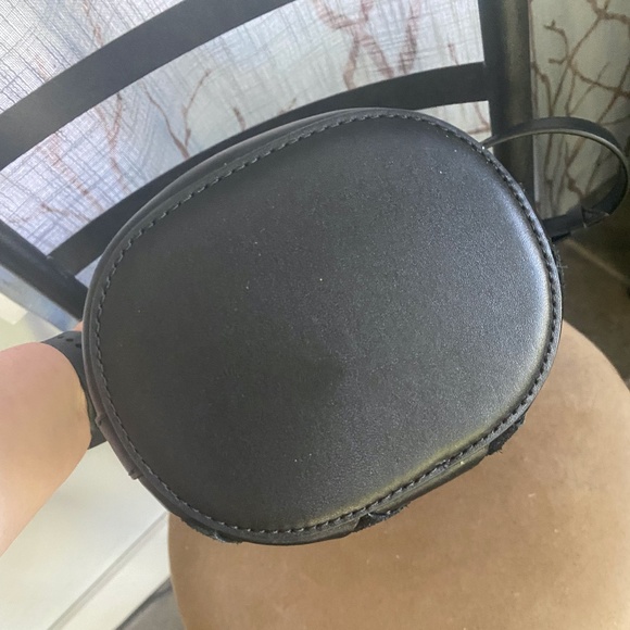 JCREW Berkeley Woven Bucket Bag - Picture 6 of 6